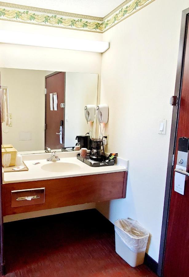 Executive Inn Alva Dış mekan fotoğraf